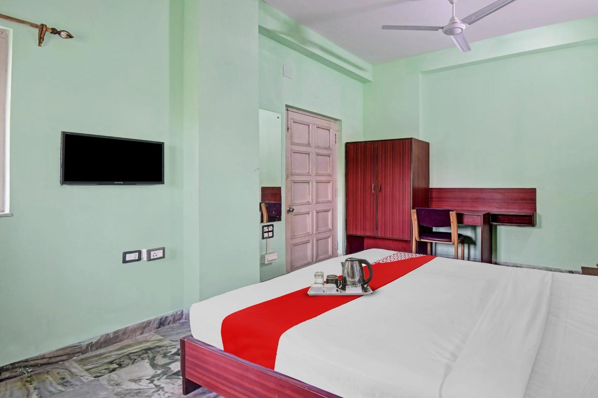 Hotel O R A Homestay Near Acropolis Mall Kalkutta Exterior foto